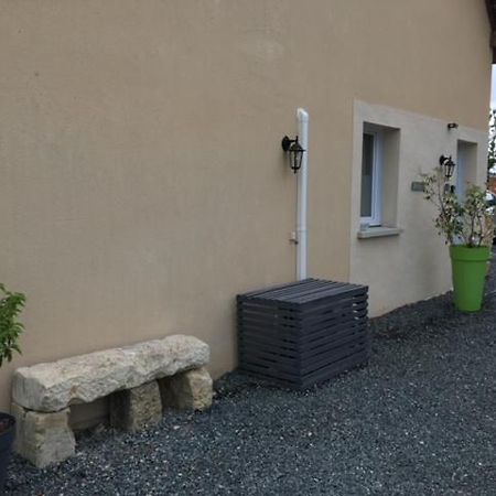 Cottage a la campagne avec piscine et SPA Ardentes Extérieur photo